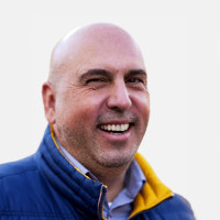 Porträtfoto von Babak Afshar