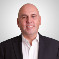 Porträtfoto von Babak Afshar